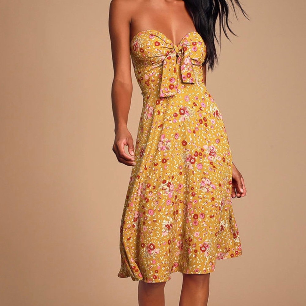 NWT LuLu’s Mustard Yellow Floral Dress